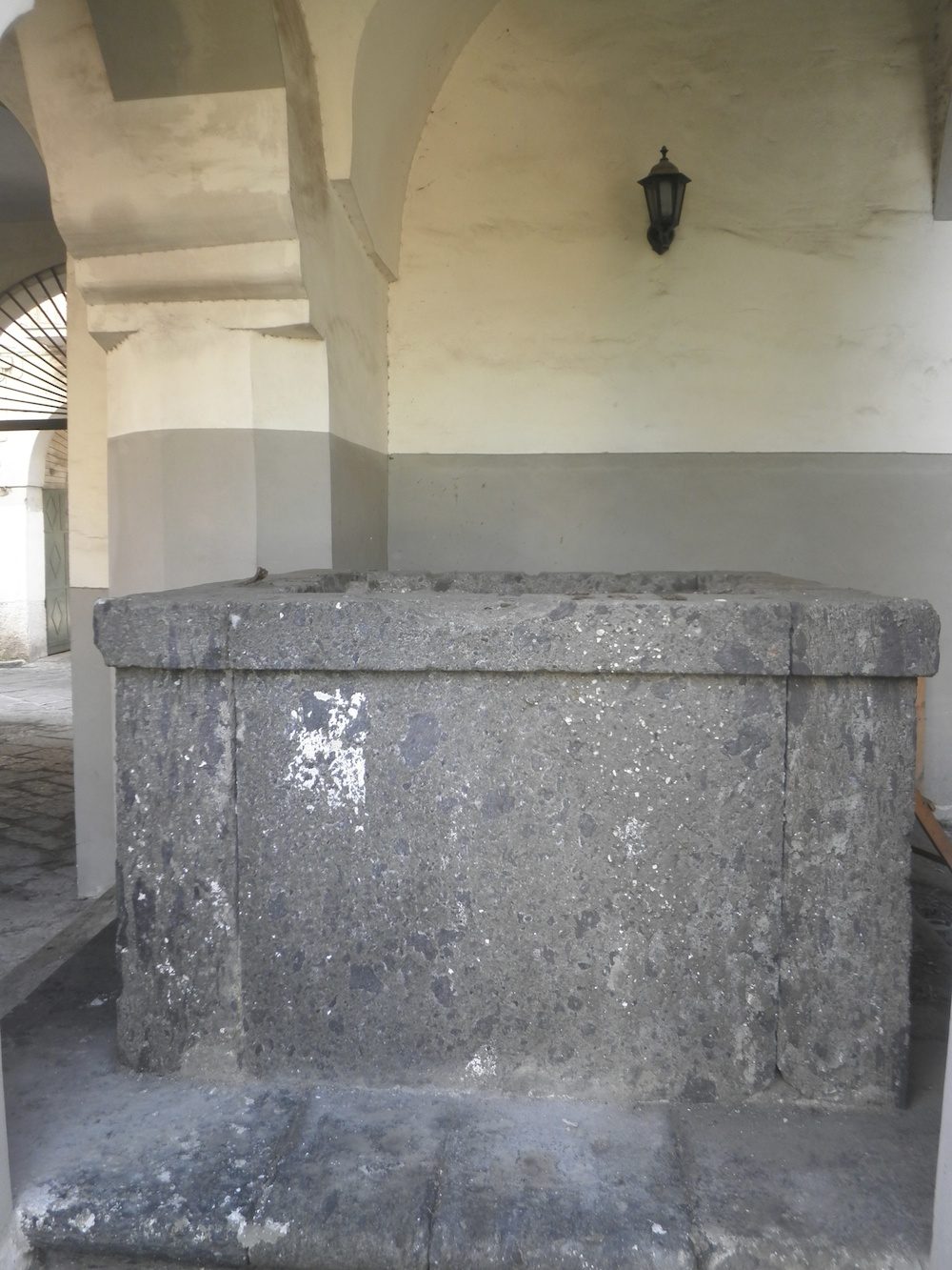 Vincenzo Tiberio's well 2.JPG